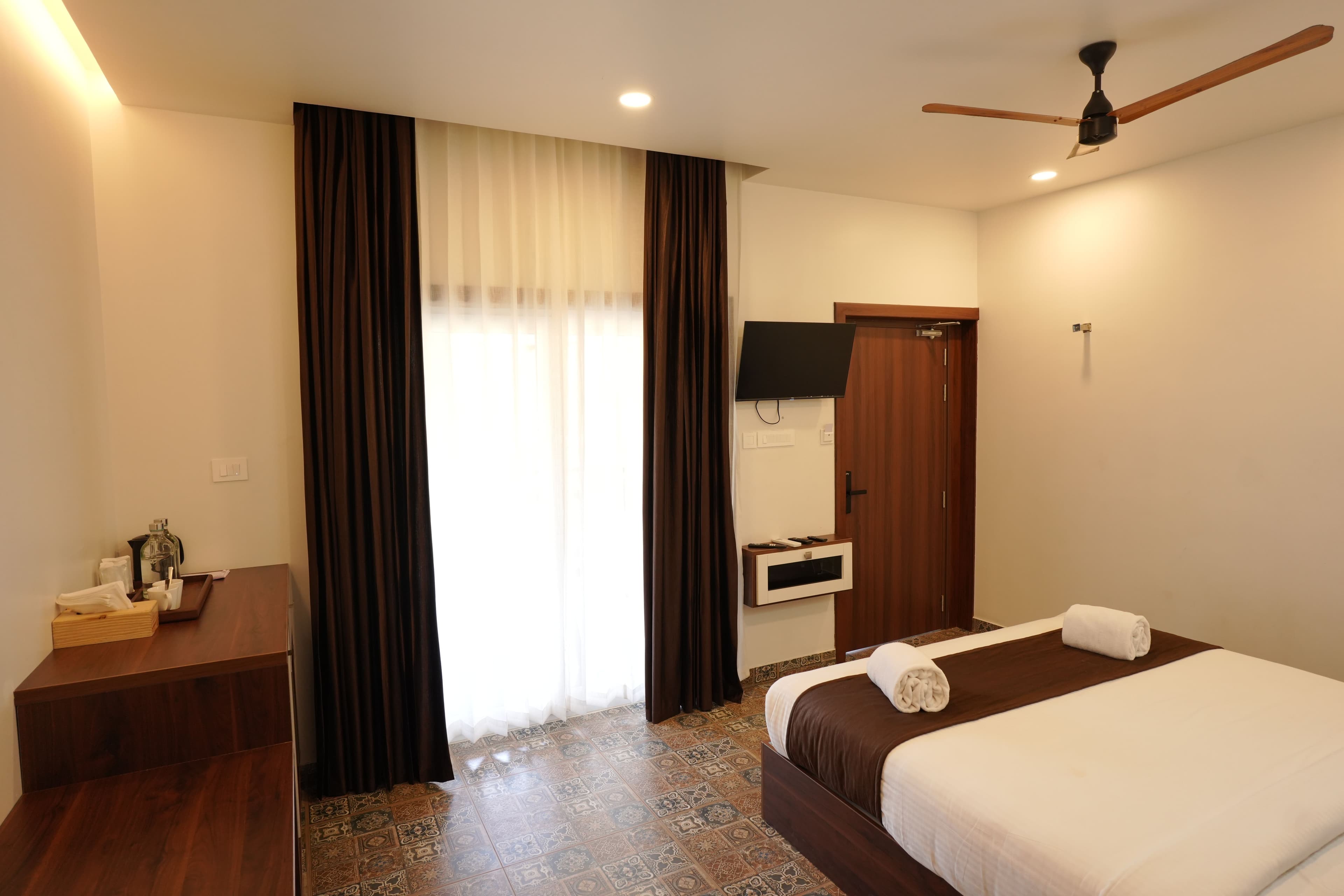 Dutch Double Rooms (2)
